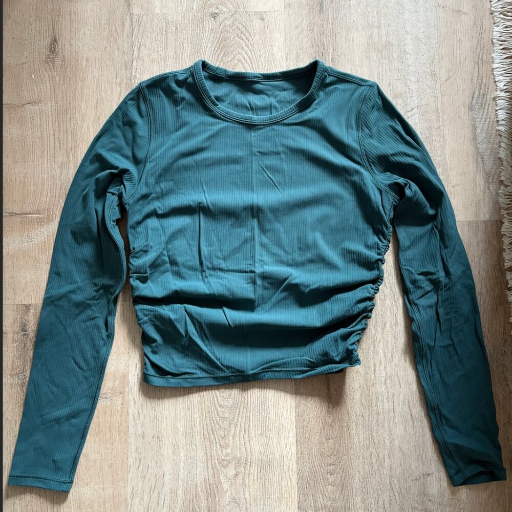 Teal LuluLemon Long Sleeve Ruched Workout Crop Top, Size S